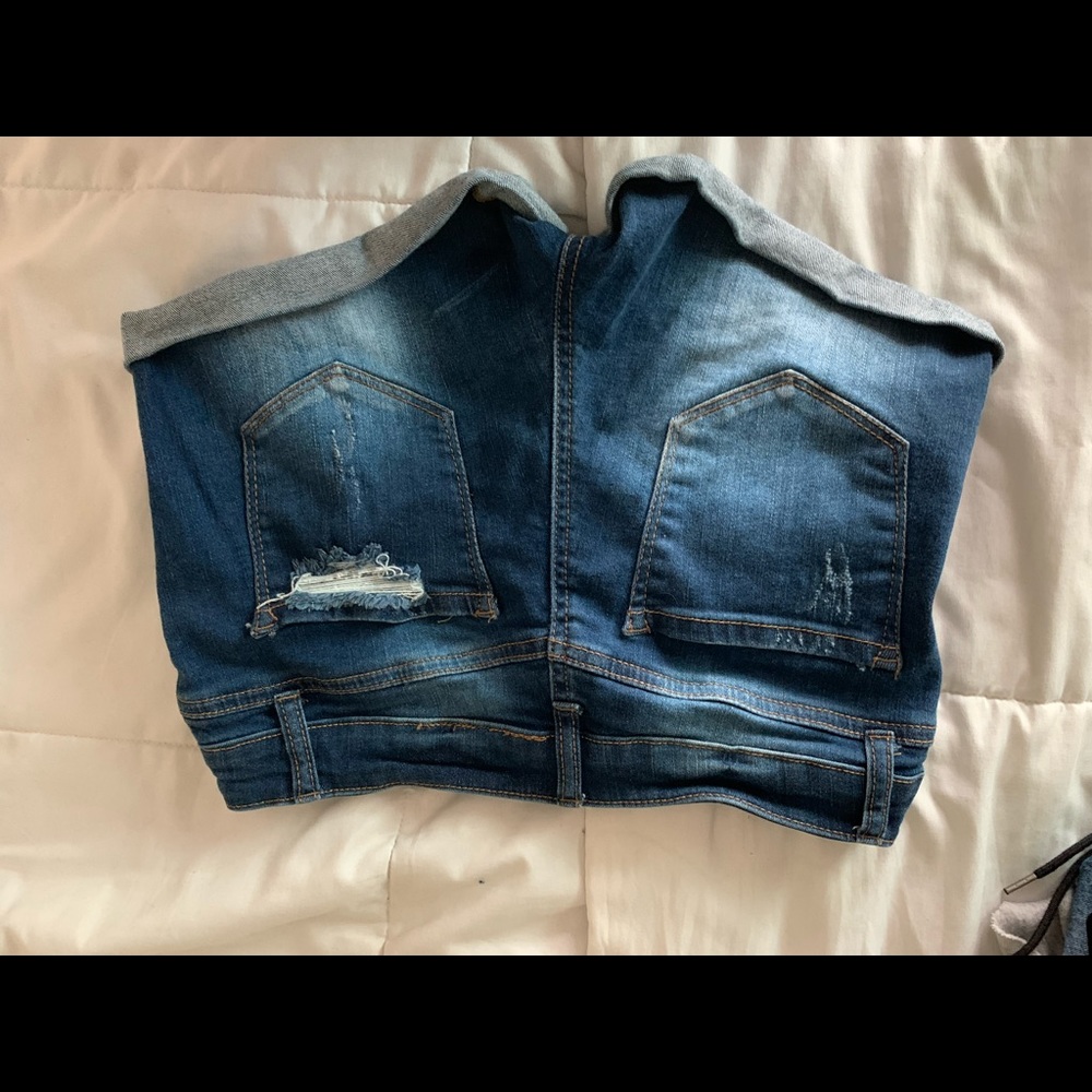 Shorts - Picture 2 of 2